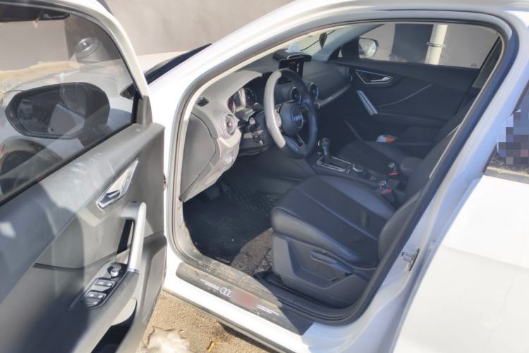 Used Audi Q2L 2021 35 TFSI Progressive Dynamic Edition Driver Seat