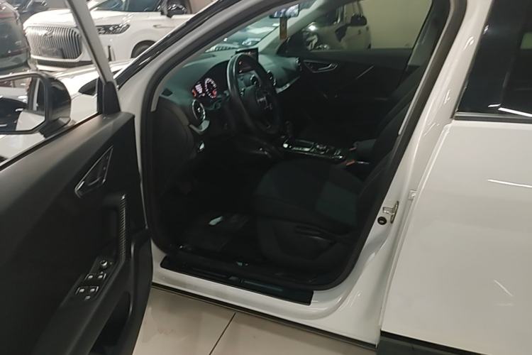 Used Audi Q2L 2021 35 TFSI Progressive Dynamic Edition Driver Seat