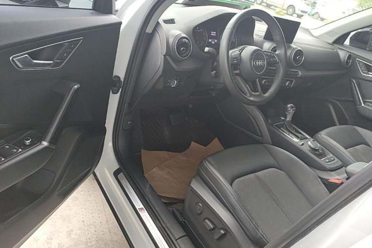 Used Audi Q2L 2021 35 TFSI Fashion Dynamic Model Driver Seat
