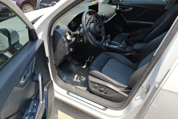 Used Audi Q2L 2021 35 TFSI Fashionable and Elegant Model Driver Seat