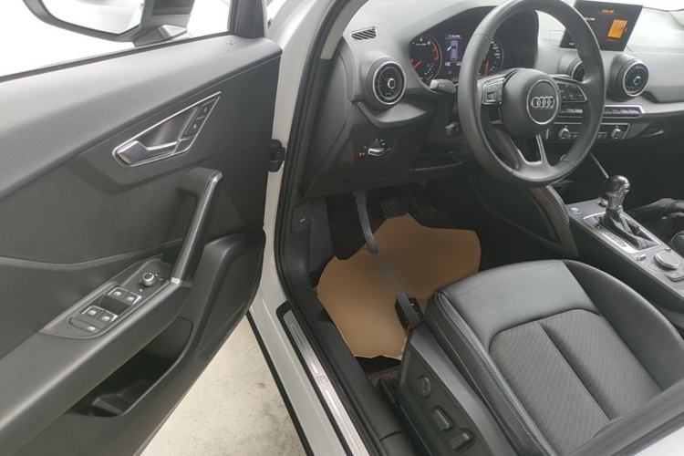Used Audi Q2L 2021 35 TFSI Fashion Dynamic Model Driver Seat
