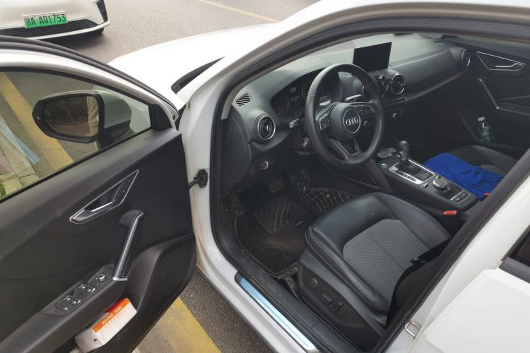 Used Audi Q2L 2021 35 TFSI Fashionable and Elegant Model Driver Seat