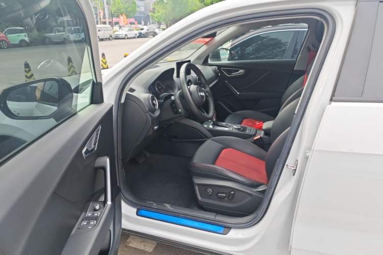Used Audi Q2L 2021 35 TFSI Fashion Dynamic Model Driver Seat
