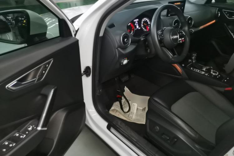 Used Audi Q2L 2021 35 TFSI Fashionable and Elegant Model Driver Seat