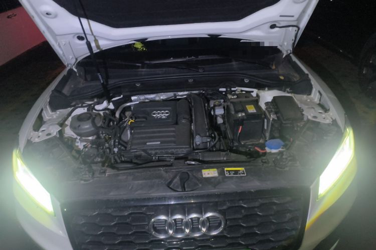 Used Audi Q2L 2021 35 TFSI Fashion Dynamic Model Engine Bay