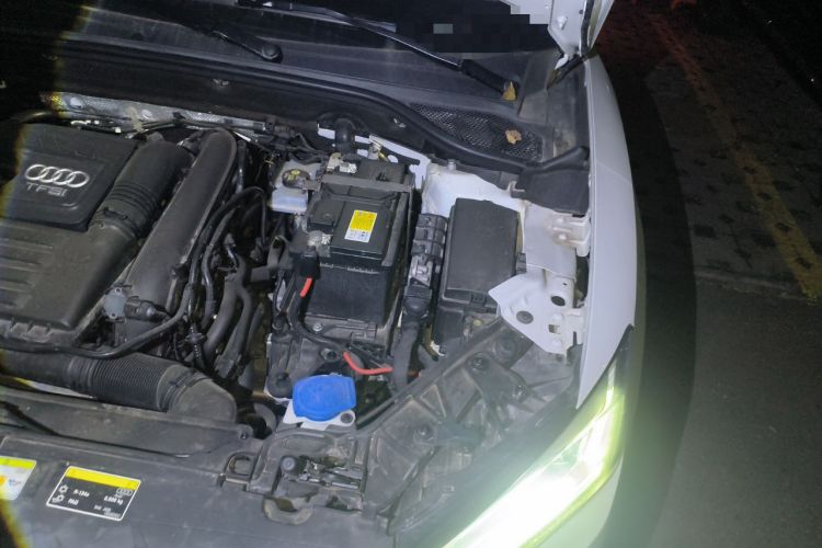 Used Audi Q2L 2021 35 TFSI Fashion Dynamic Model Engine Bay Left
