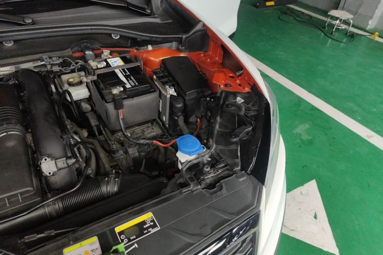 Used Audi Q2L 2021 35 TFSI Fashion Dynamic Model Engine Bay Left