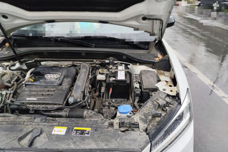 Used Audi Q2L 2021 35 TFSI Fashion Dynamic Model Engine Bay Left
