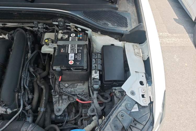 Used Audi Q2L 2021 35 TFSI Progressive Dynamic Edition Engine Bay Left