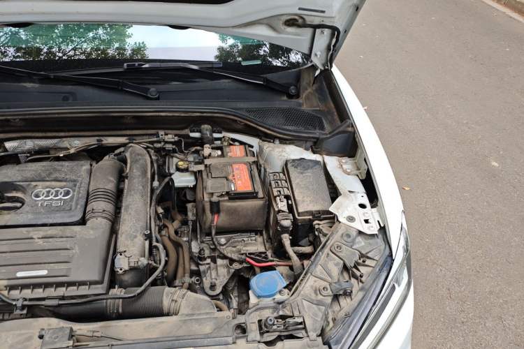 Used Audi Q2L 2021 35 TFSI Progressive Dynamic Edition Engine Bay Left
