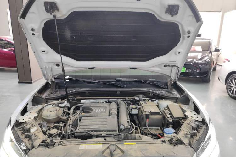Used Audi Q2L 2021 35 TFSI Progressive Dynamic Edition Engine Bay