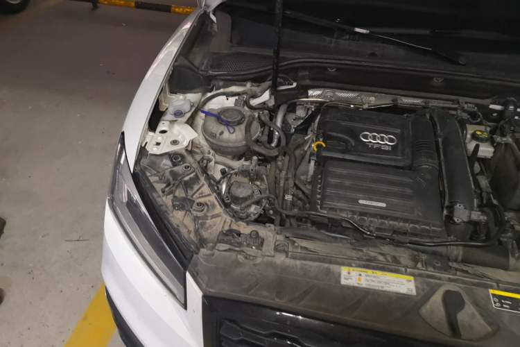 Used Audi Q2L 2021 35 TFSI Progressive Dynamic Edition Engine Bay Right
