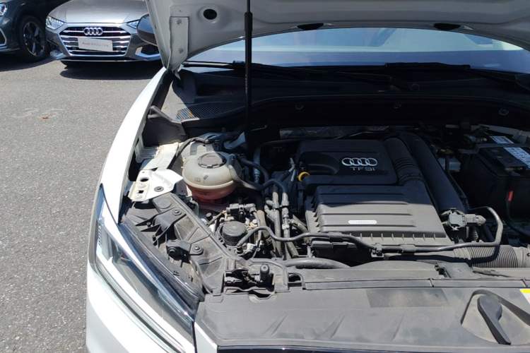 Used Audi Q2L 2021 35 TFSI Progressive Dynamic Edition Engine Bay Right