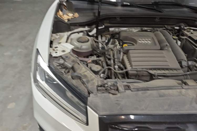 Used Audi Q2L 2021 35 TFSI Progressive Dynamic Edition Engine Bay Right