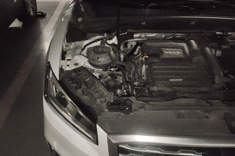 Used Audi Q2L 2021 35 TFSI Fashionable and Elegant Model Engine Bay Right