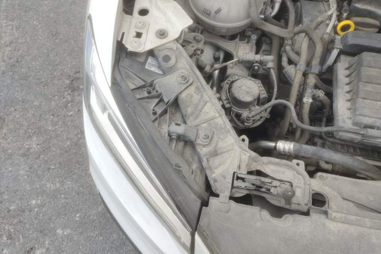 Used Audi Q2L 2021 35 TFSI Progressive Dynamic Edition Engine Bay Right