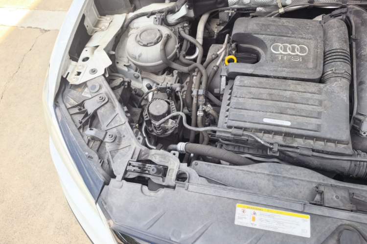 Used Audi Q2L 2021 35 TFSI Progressive Dynamic Edition Engine Bay Right