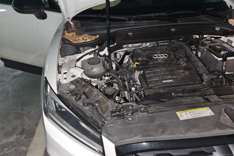 Used Audi Q2L 2021 35 TFSI Progressive Dynamic Edition Engine Bay Right