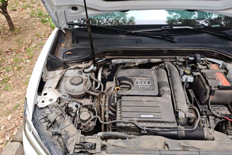 Used Audi Q2L 2021 35 TFSI Progressive Dynamic Edition Engine Bay Right