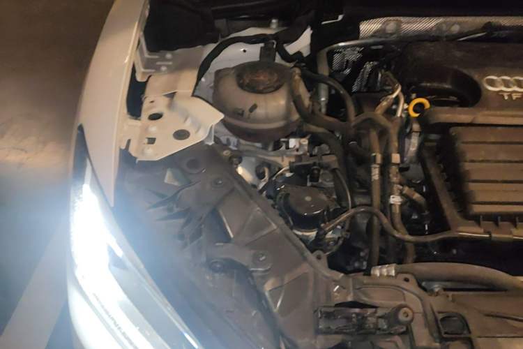 Used Audi Q2L 2021 35 TFSI Fashion Dynamic Model Engine Bay Right