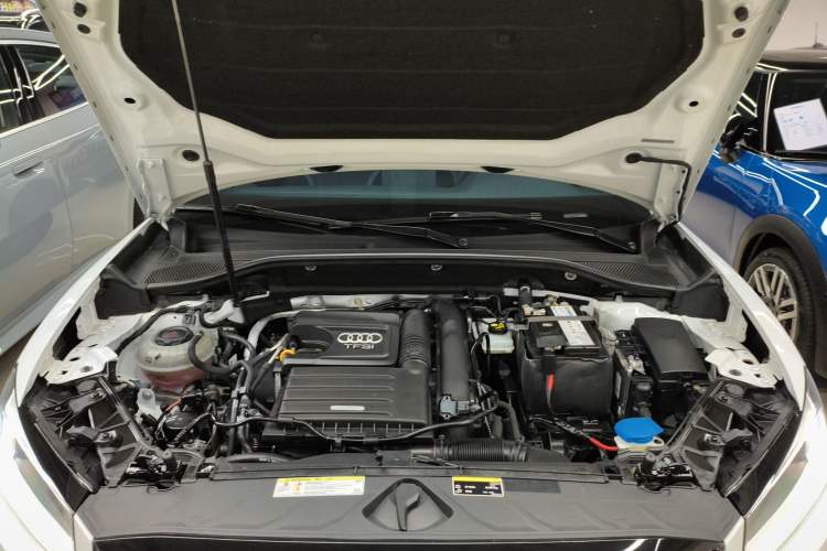 Used Audi Q2L 2021 35 TFSI Fashion Dynamic Model Engine Bay