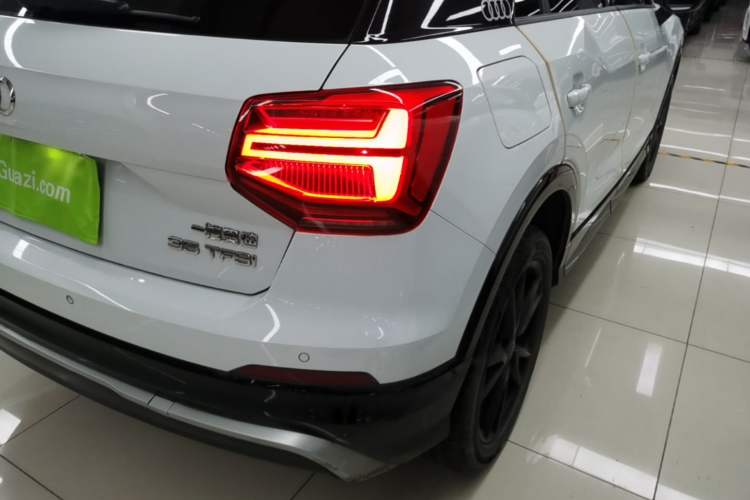 Used Audi Q2L 2021 35 TFSI Progressive Dynamic Edition Exterior 3