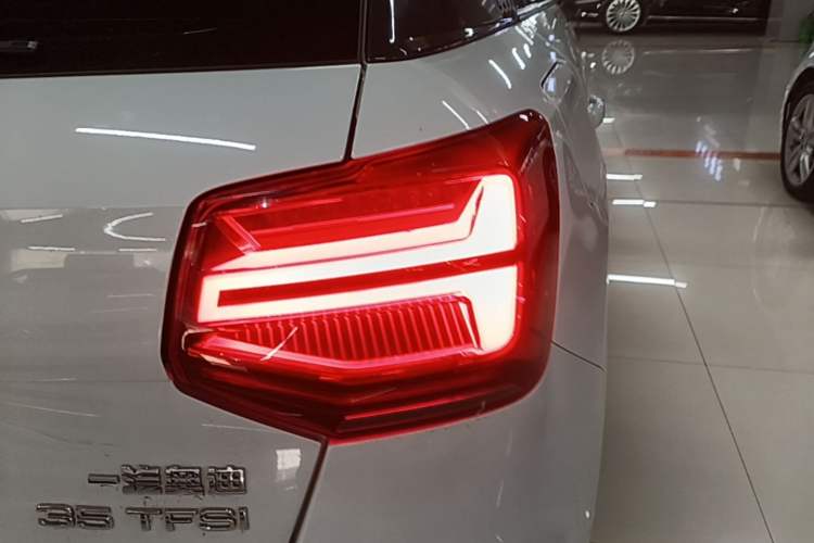 Used Audi Q2L 2021 35 TFSI Fashionable and Elegant Model Exterior 3