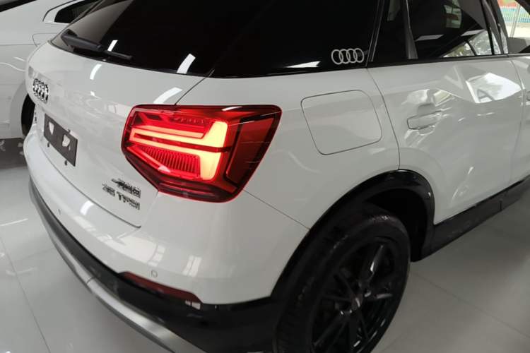 Used Audi Q2L 2021 35 TFSI Progressive Dynamic Edition Exterior 3