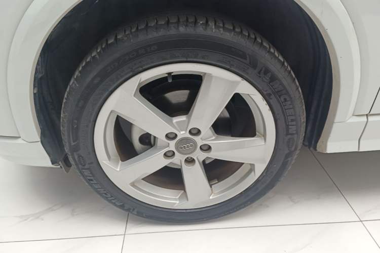 Used Audi Q2L 2021 35 TFSI Fashionable and Elegant Model Exterior 4