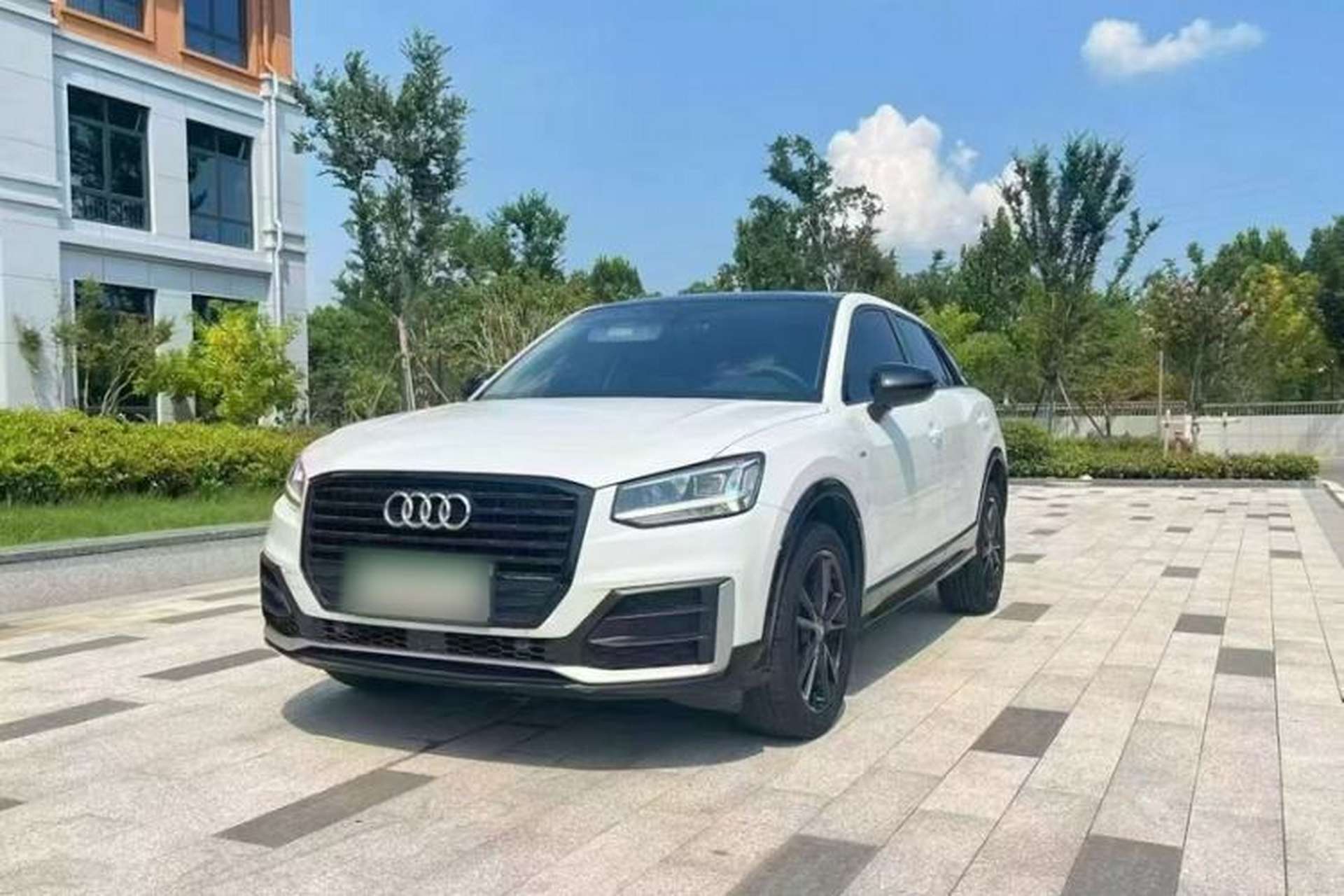 Used Audi Q2L 2021 35 TFSI Progressive Dynamic Edition Exterior 4