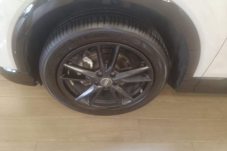 Used Audi Q2L 2021 35 TFSI Progressive Dynamic Edition Exterior 4