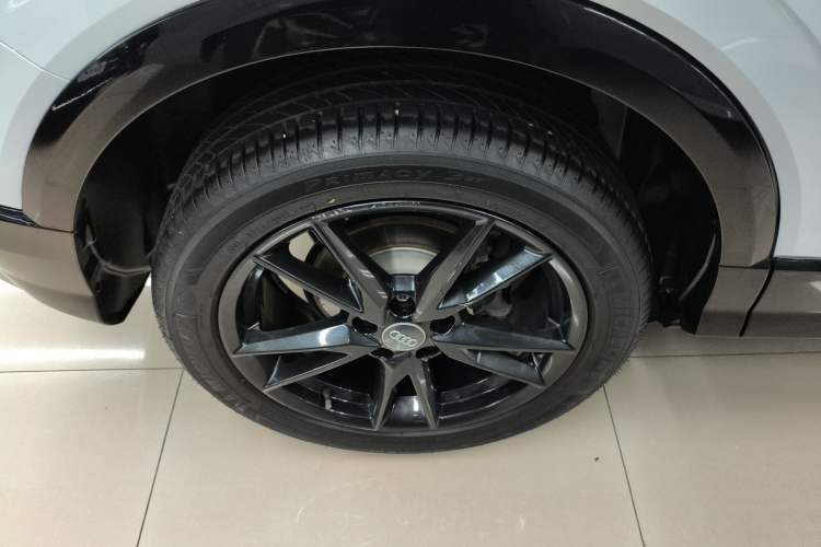 Used Audi Q2L 2021 35 TFSI Fashion Dynamic Model Exterior 5