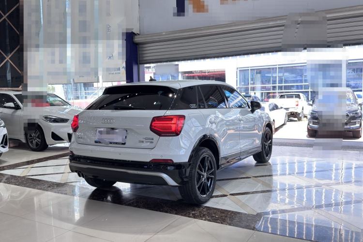 Used Audi Q2L 2021 35 TFSI Progressive Dynamic Edition Exterior 5