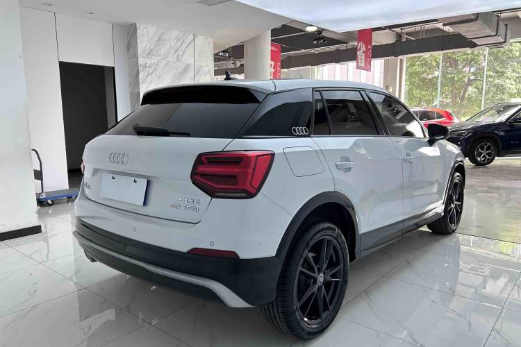 Used Audi Q2L 2021 35 TFSI Progressive Dynamic Edition Exterior 6