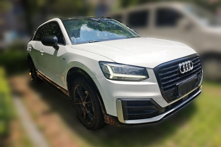 Used Audi Q2L 2021 35 TFSI Progressive Dynamic Edition Front Right 45 Deg