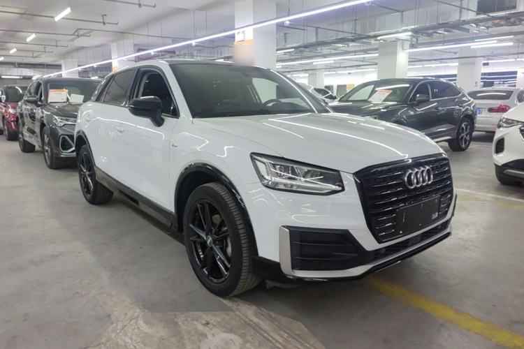 Used Audi Q2L 2021 35 TFSI Progressive Dynamic Edition Front Right 45 Deg