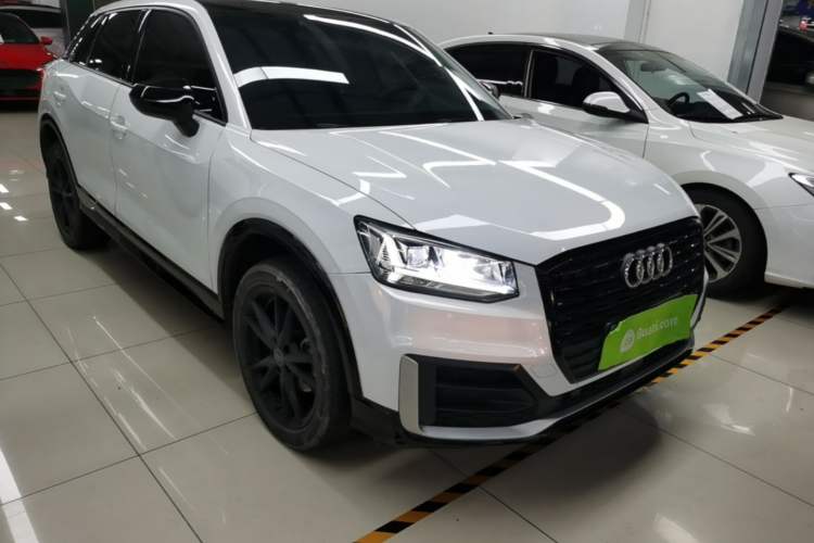 Used Audi Q2L 2021 35 TFSI Progressive Dynamic Edition Front Right 45 Deg