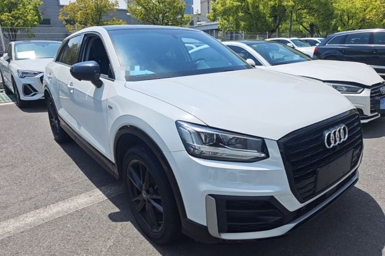 Used Audi Q2L 2021 35 TFSI Progressive Dynamic Edition Front Right 45 Deg