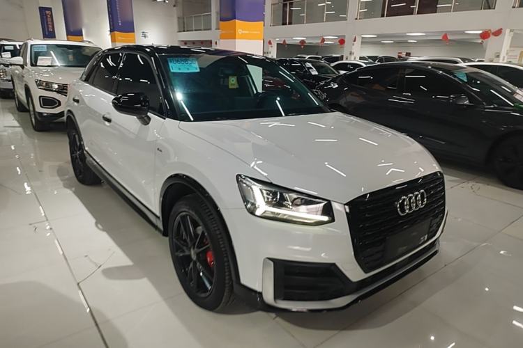 Used Audi Q2L 2021 35 TFSI Progressive Dynamic Edition Front Right 45 Deg