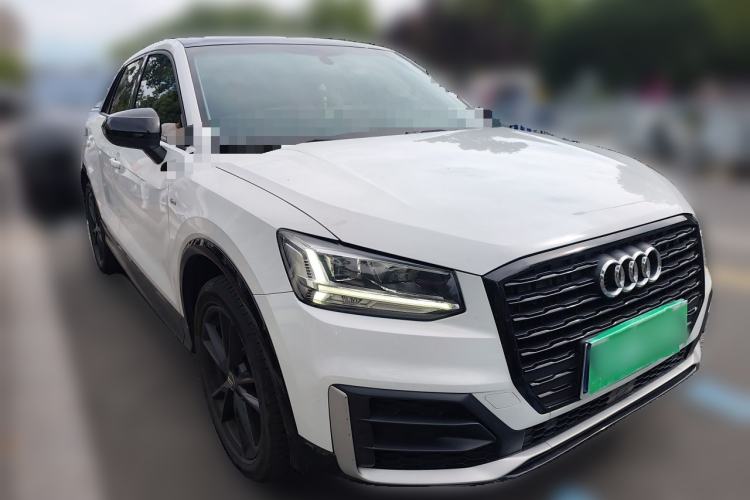Used Audi Q2L 2021 35 TFSI Progressive Dynamic Edition Front Right 45 Deg