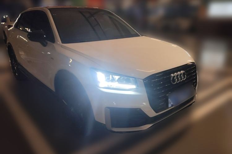 Used Audi Q2L 2021 35 TFSI Fashion Dynamic Model Front Right 45 Deg