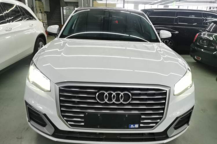 Used Audi Q2L 2021 35 TFSI Fashionable and Elegant Model Front