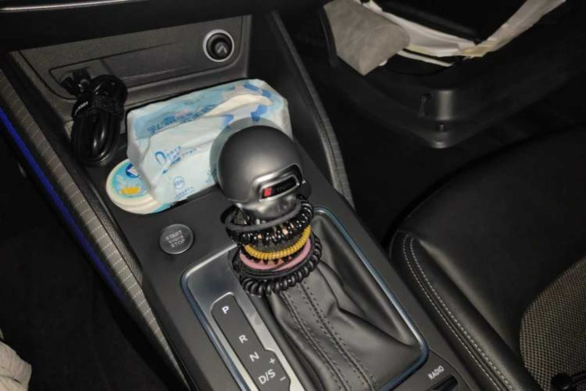 Used Audi Q2L 2021 35 TFSI Fashion Dynamic Model Gear Lever
