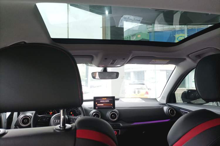 Used Audi Q2L 2021 35 TFSI Fashion Dynamic Model Headliner