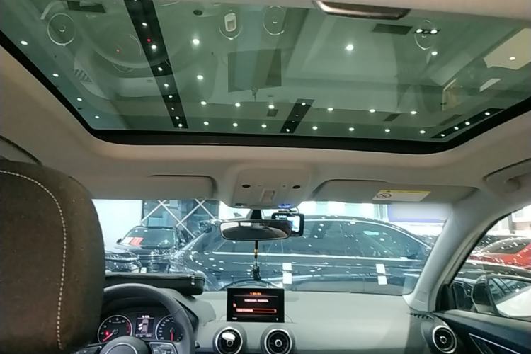 Used Audi Q2L 2021 35 TFSI Progressive Dynamic Edition Headliner