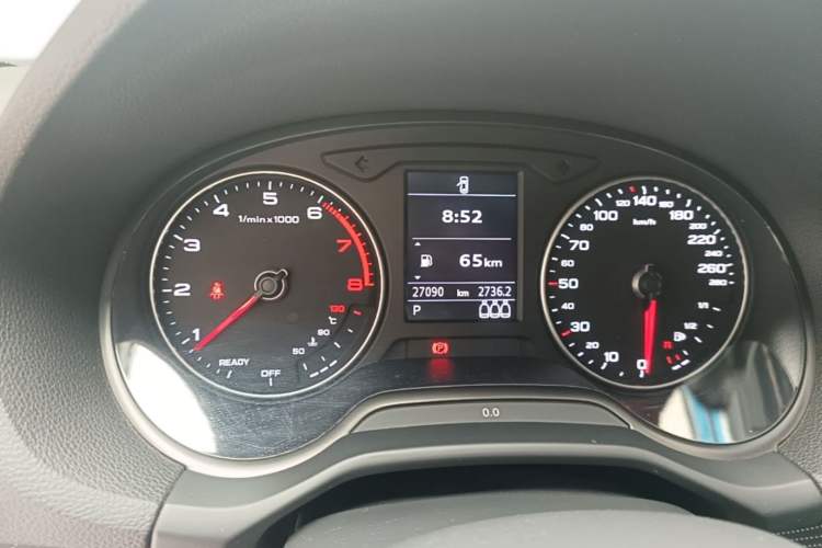 Used Audi Q2L 2021 35 TFSI Fashionable and Elegant Model Instrument Cluster