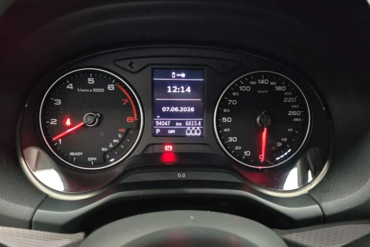Used Audi Q2L 2021 35 TFSI Progressive Dynamic Edition Instrument Cluster