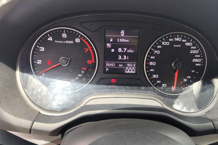 Used Audi Q2L 2021 35 TFSI Progressive Dynamic Edition Instrument Cluster