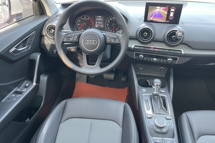 Used Audi Q2L 2021 35 TFSI Fashionable and Elegant Model Instrument Cluster