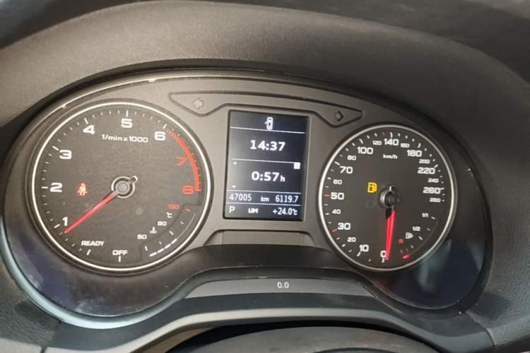Used Audi Q2L 2021 35 TFSI Progressive Dynamic Edition Instrument Cluster